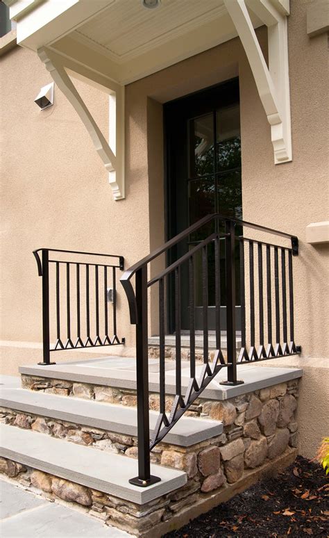 Custom Metal Railings & Handrails 